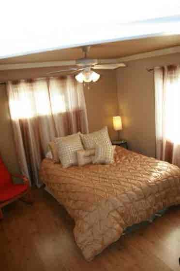 Studio-like XL rm. near LAFiness
