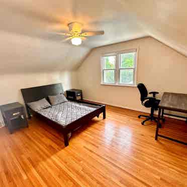 Spacious 4-bedroom rental home