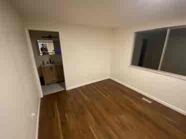 Room Available in Sandy