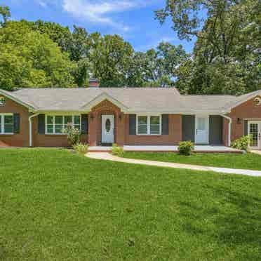 Beautiful House In SW Atlanta