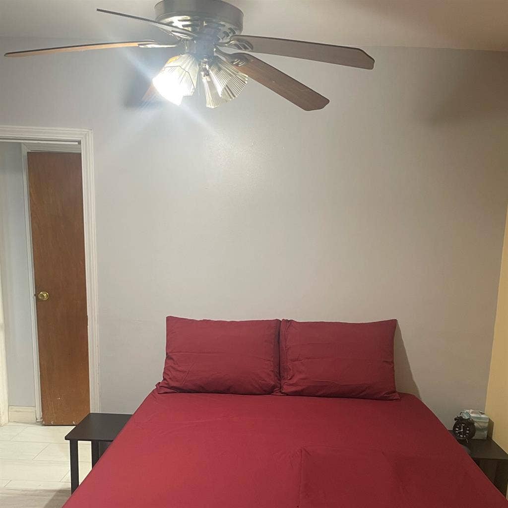 Bronx Furnished, move-in ready room