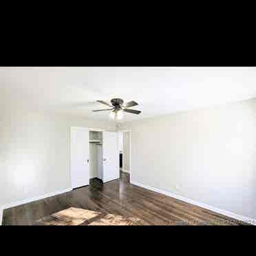 Unfurnished room for rent