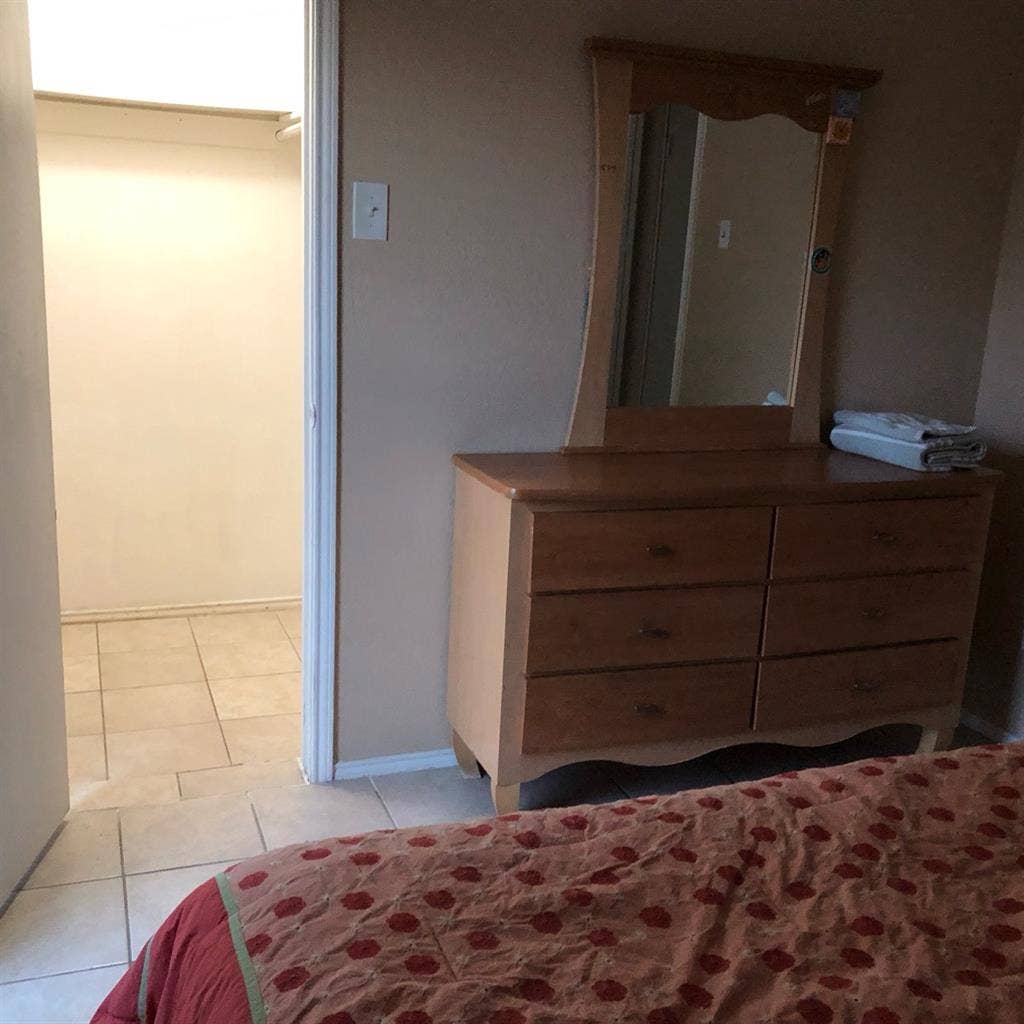 Room for rent, Grand Prairie, TX