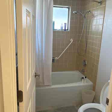 One room avail in 
bath condo