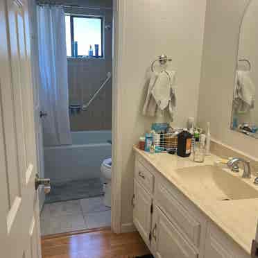 One room avail in 
bath condo