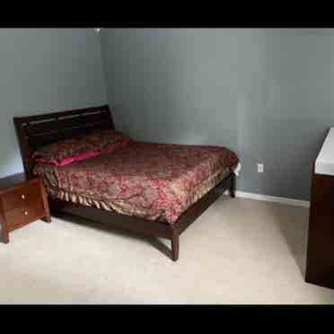 Master Bedroom & 2nd Room For Rent.