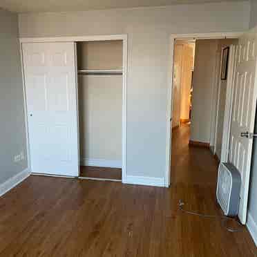 3br looking for 3rd roommate