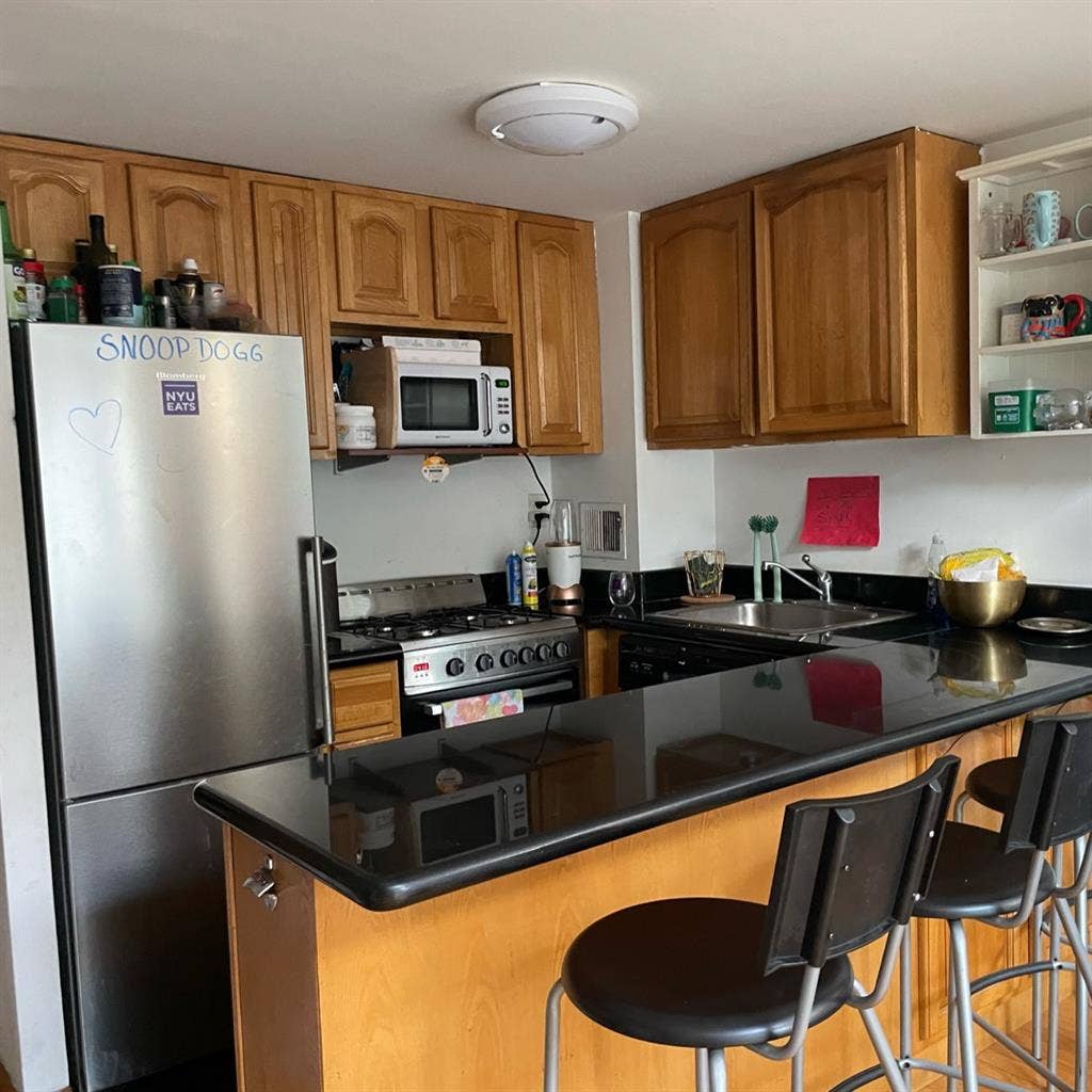 ROOM AVAILABLE
 EAST VILLAGE DUPLEX