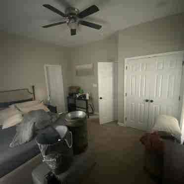 2 private rooms/bathrooms for rent