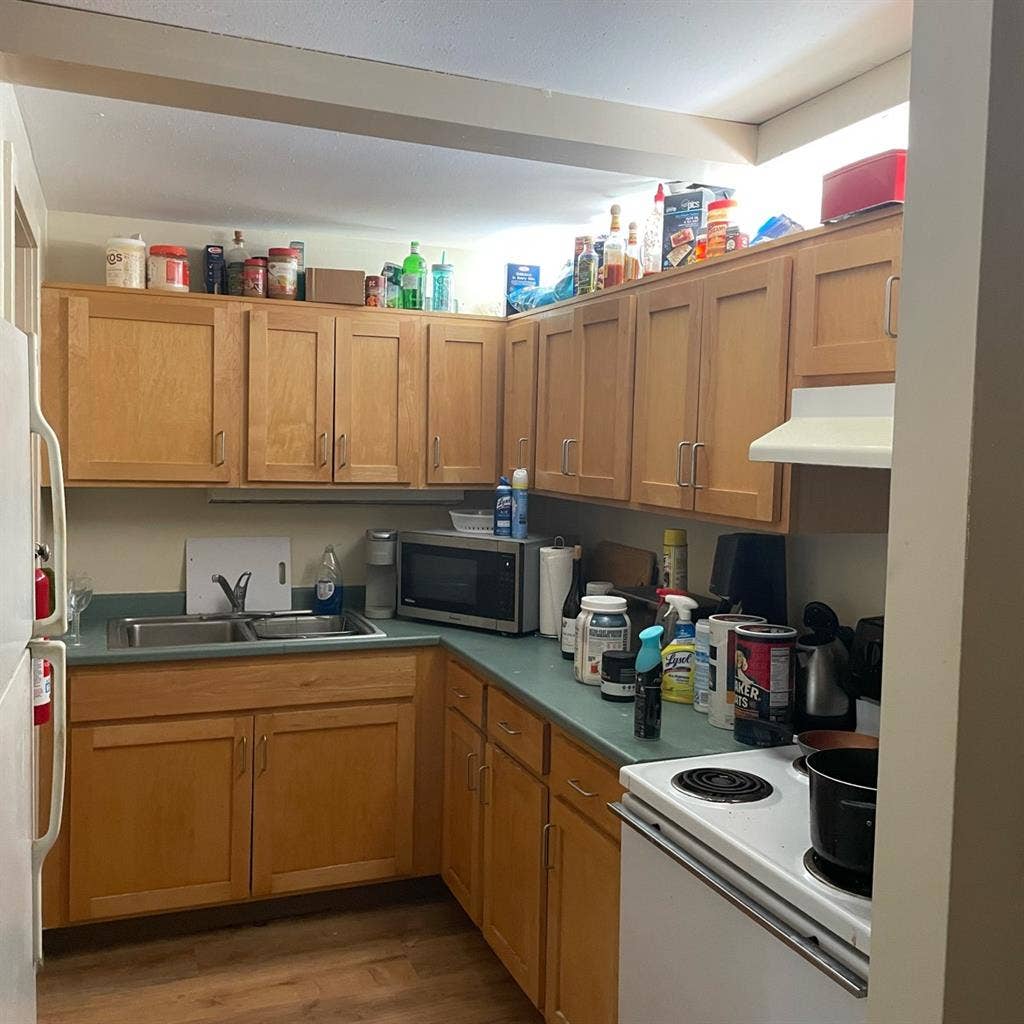 Looking for a roommate!