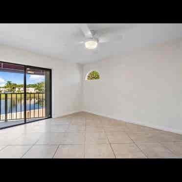 Private room and bath Delray Beach