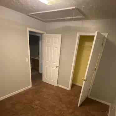 Private room in Ellenwood