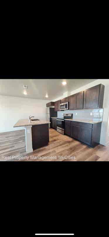 Furnished Room for Rent