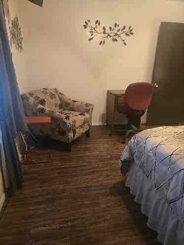 Fully Furnished Room for Rent