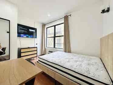 Fully furnished room on Starr st