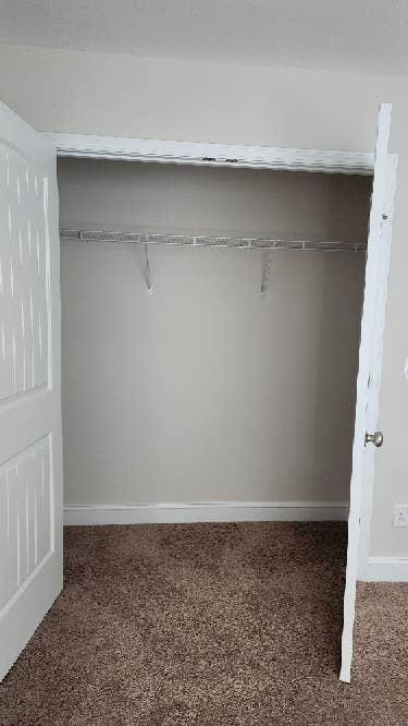 Unfurnished room  in a townhouse