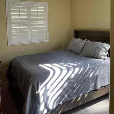 Room for rent in 
eastvale!!