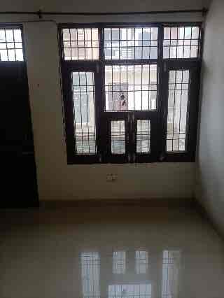 Looking for roommate for 2bhk flat