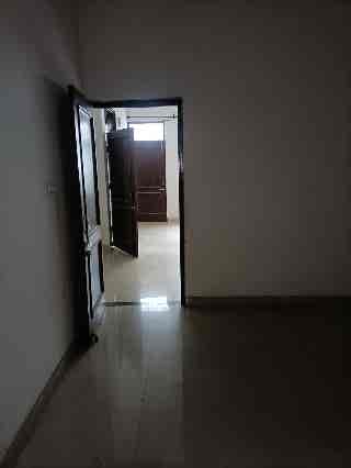 Looking for roommate for 2bhk flat