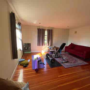 STUDIO size rm, own bath Fruitvale