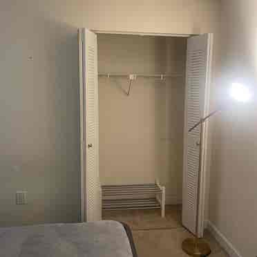 Private room for rent Downtown