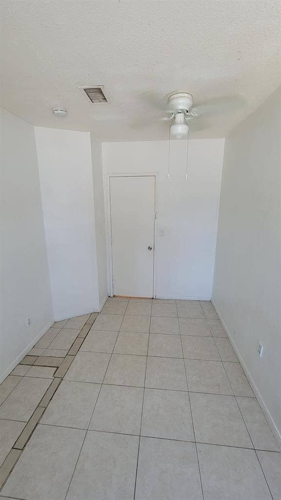 Rooms for rent in a Big House in SB