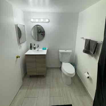 1 Room w/ Private Bathroom