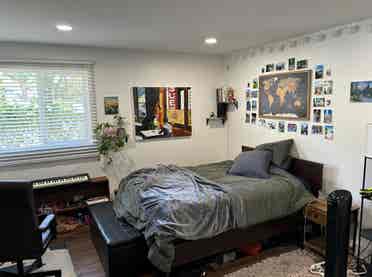 Sublet a room in Mar Vista