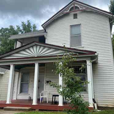 2 story house near campus