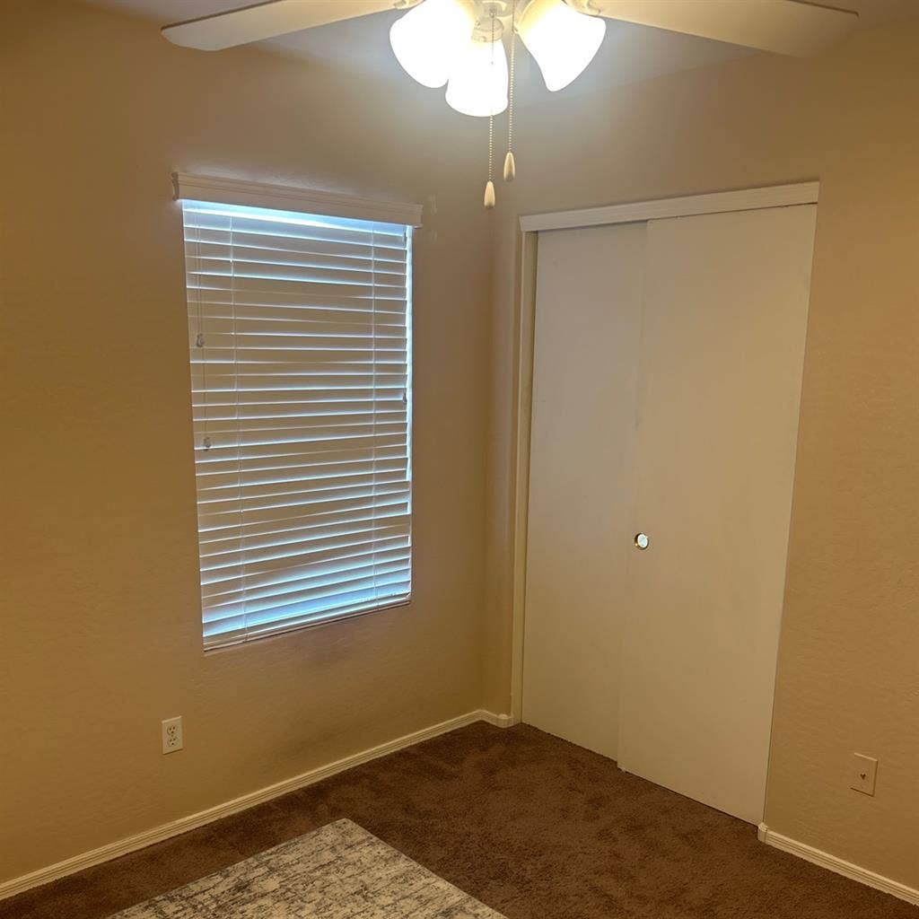 Full bedroom available for rent