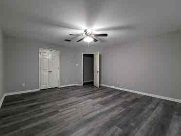 Helotes Master Bedroom for Rent