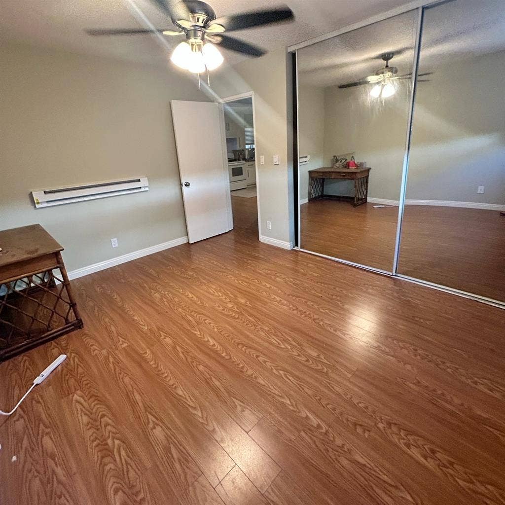 Cute Room for Rent in Glassell Park