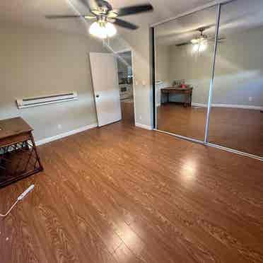 Cute Room for Rent in Glassell Park