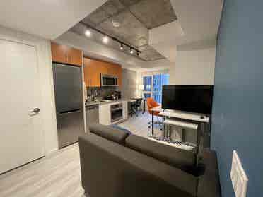 Rideau Modern 2-Bed, 2-Bath Furnish