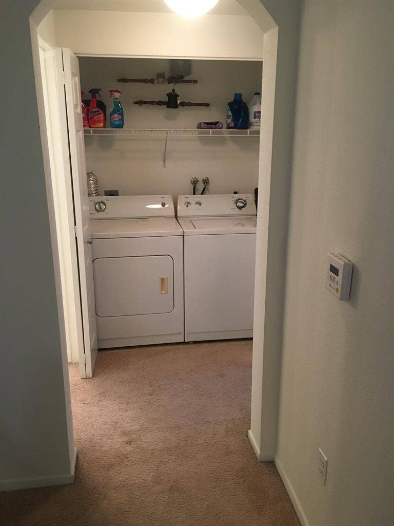 Private bed/bath for rent in UTC