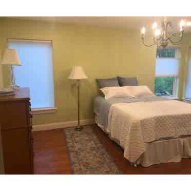 Furnished room, Castle Hills