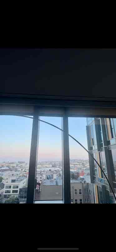 Fully Furnished Upscale Condo/Views