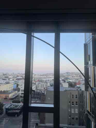 Fully Furnished Upscale Condo/Views