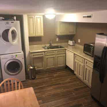 Private landlord sq ft rental