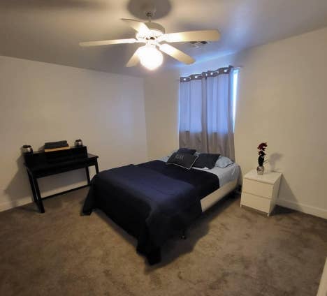 Spacious Room w/ Queen RENTED R3