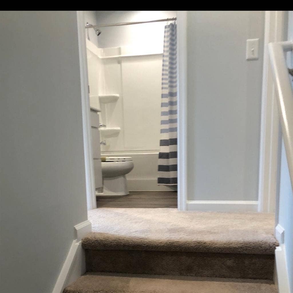 Room rental-townhome near downtown