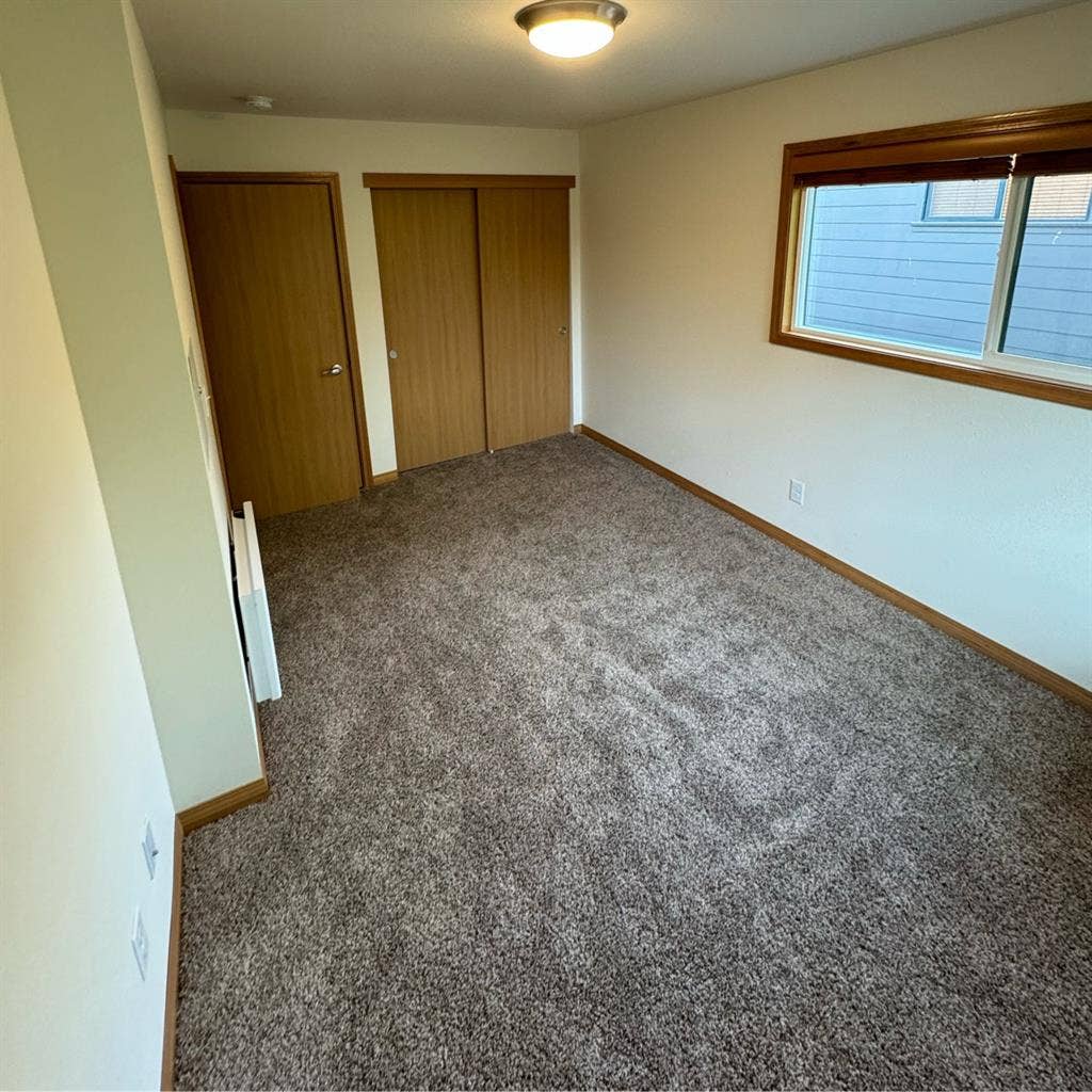 1 Bd. Utilities and WiFi Included