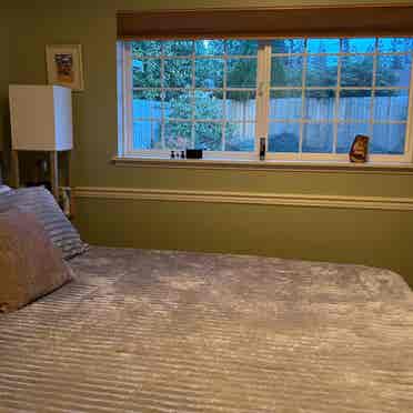 LYNNWOOD- Bedroom/Home Rental