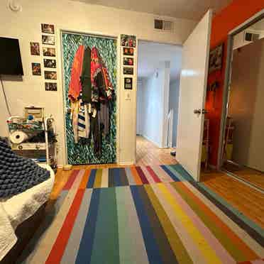 Room in Spacious Noho Split Level