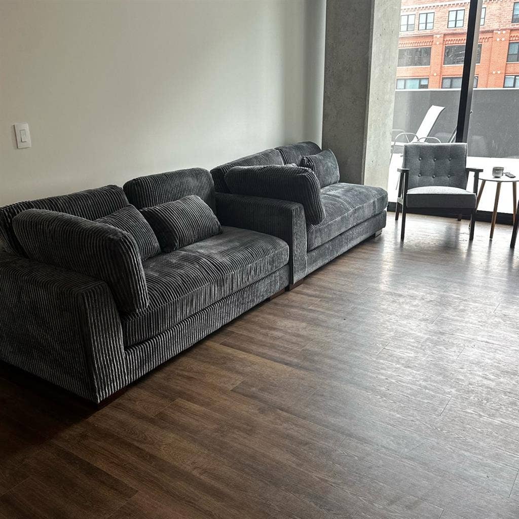 BRAND new Apt for Sublease!