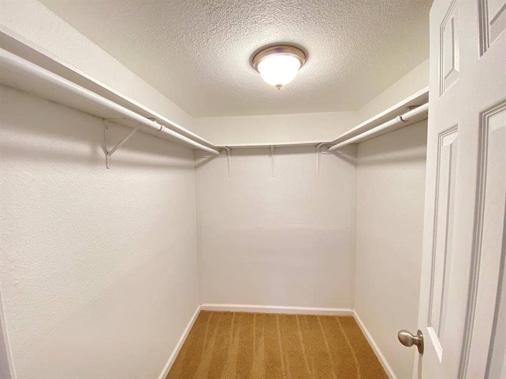 1 Room for Rent - Females Only