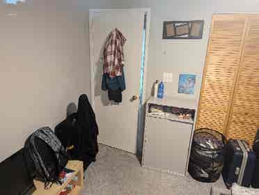 Room for rent in Midtown!