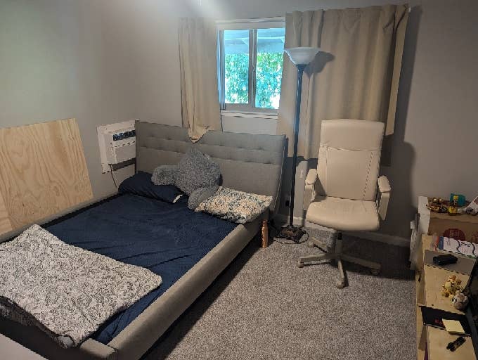 Room for rent in Midtown!