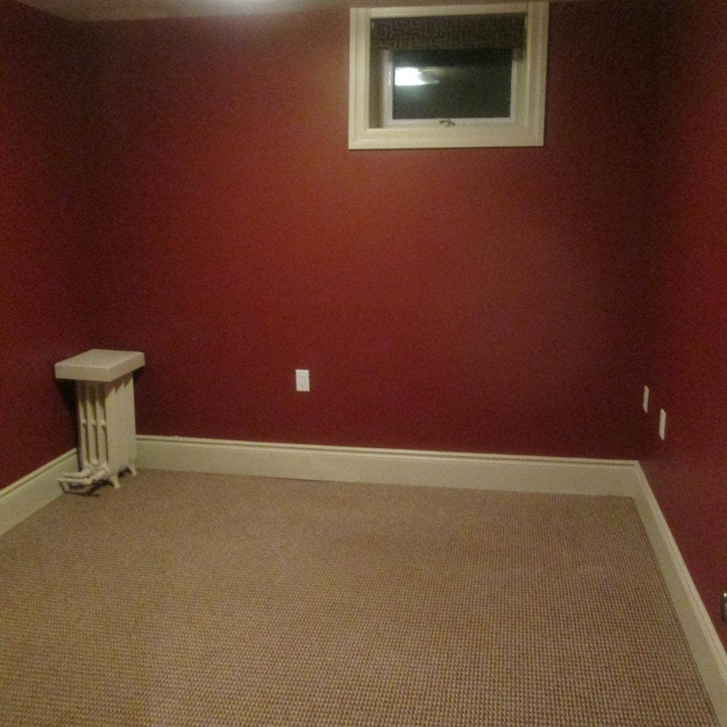 Private room for rent in Midtown