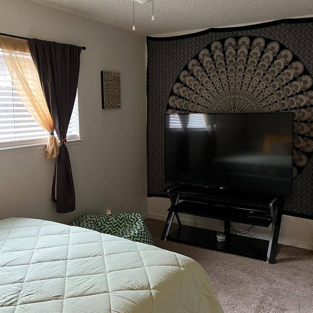 Great Zen Furnished bedroom